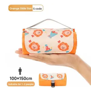 Pouch picnic mat ultra-light moisture-proof outdoor camping mat folding seat mat sandproof beach blanket for spring outings