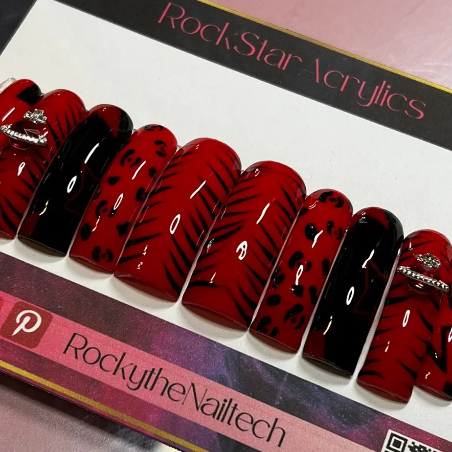 RockytheNailtech Red Curved Pressure Nails - Manicure Nail Art Nail Polish Nail Care Cosmetic with Unique Patterns and Black Finish - presson nails - handmade pressons - gothic nails - red grunge fake nails