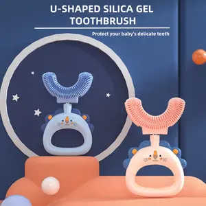 U-Shaped Manual Toothbrush for Kids – Featuring soft, food-grade silicone bristles that gently clean teeth while protecting sensitive gums. A fun and easy way to encourage good brushing habits