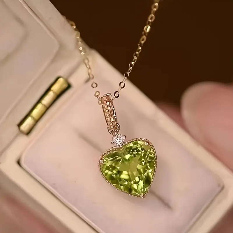 Heart-Shaped Synthetic Peridot Heart Shaped Pendant Necklace, Gift Box-Included Costume Jewelry Accessory, Crystal Necklaces, Adults, Artificial Crystal, Gold Heart Necklace, Necklaces For Women