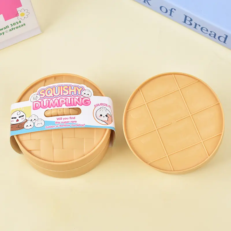 Unpack this oversized smiley face bun stress-relieving toy and feel pure bliss! Made of super soft TPR material, it feels amazing to the touch, and it's adorable and easy to squeeze. The surprise blind box packaging makes it the perfect Easter gift for ch