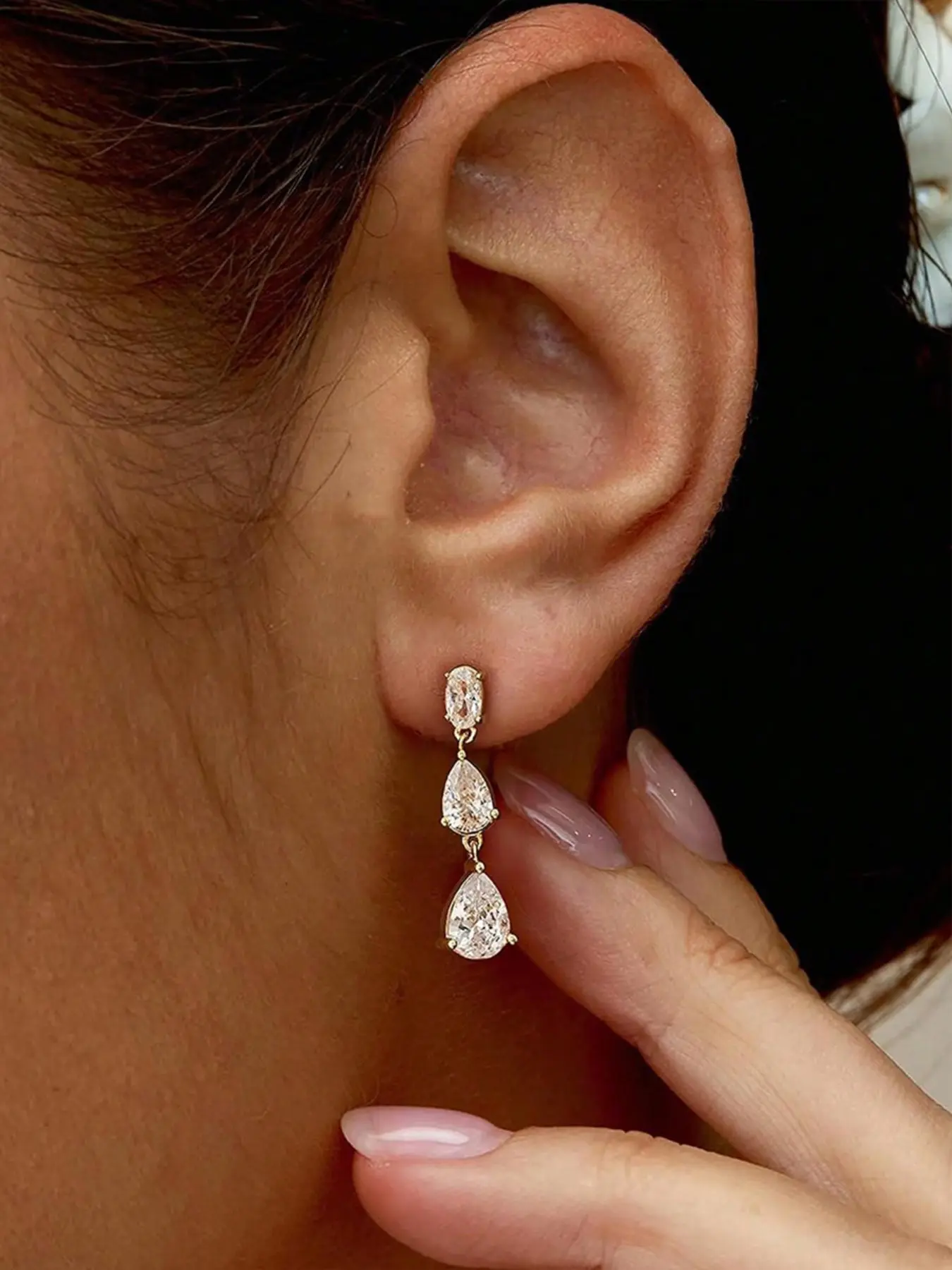 1 pair Elegant Teardrop Dangle Earrings , Bridal Drop Earrings ,Versatile CZ Jewelry for Wedding, Bridesmaid & Everyday Glam