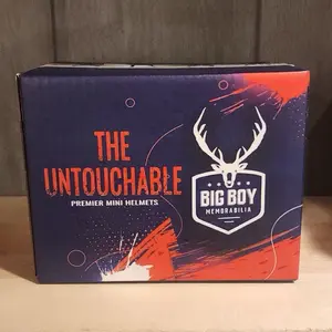 (ELITE8) ONE THE UNTOUCHABLE MINI HELMET + SPORTS CARDS