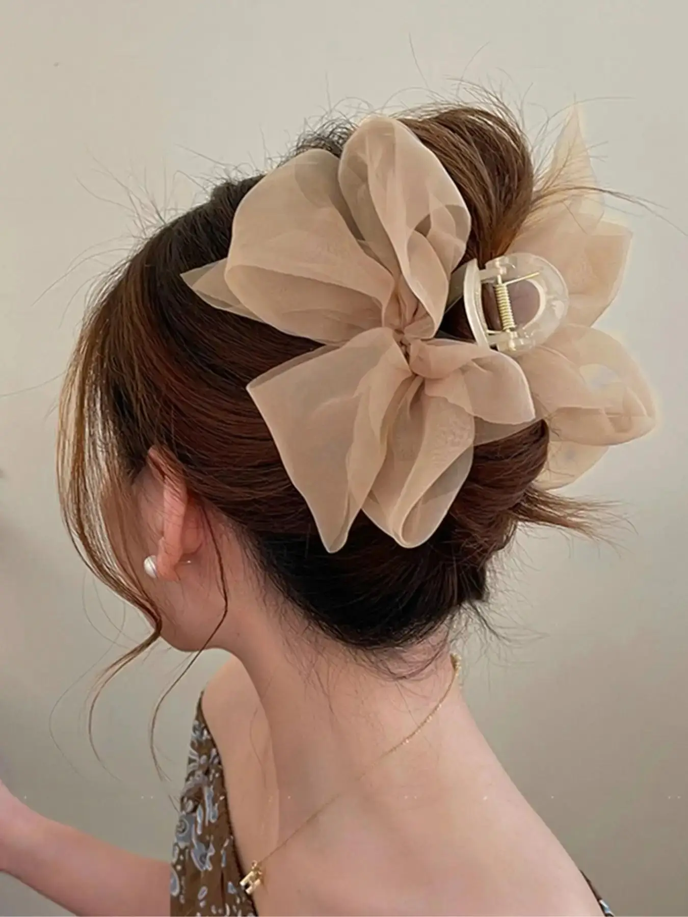 Tiered Layered Bow Design Mesh Hair Claw For Women, Large Size Easy Grasping Clip