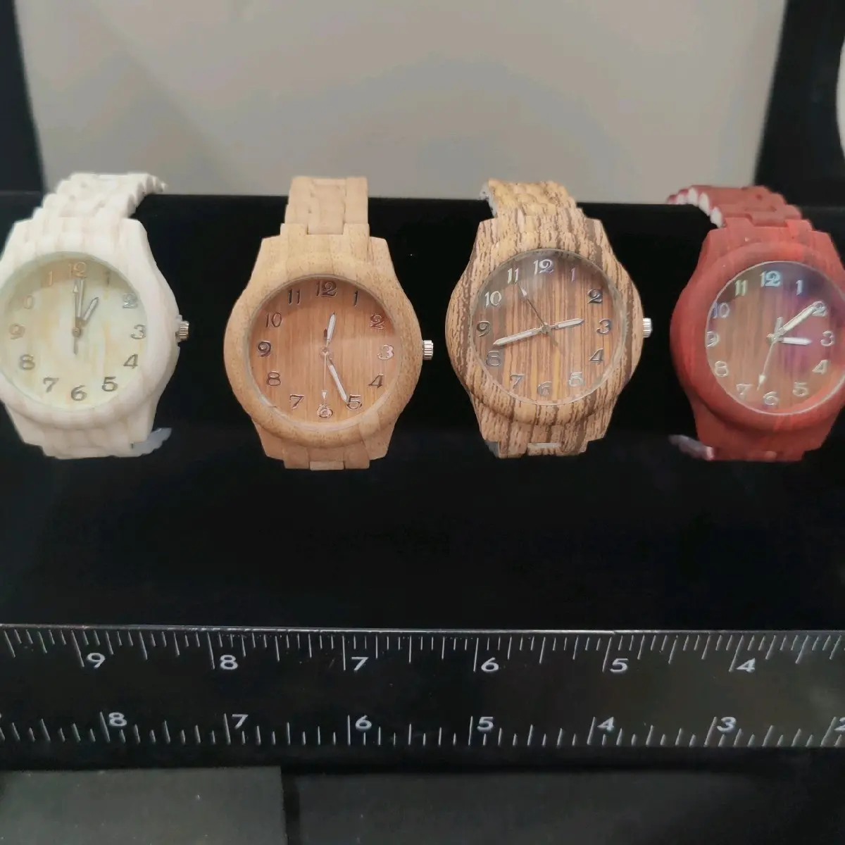 Wrist Watch Bamboo with silver color dials