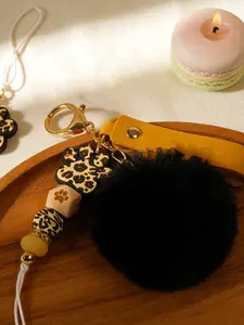 1pcs Cute Leopard Print Fur Ball Keychain for Women, Fashionable Plush Key Ring, Car Key Decoration, Stylish Bag Accessory, Fuzzy Keychain
