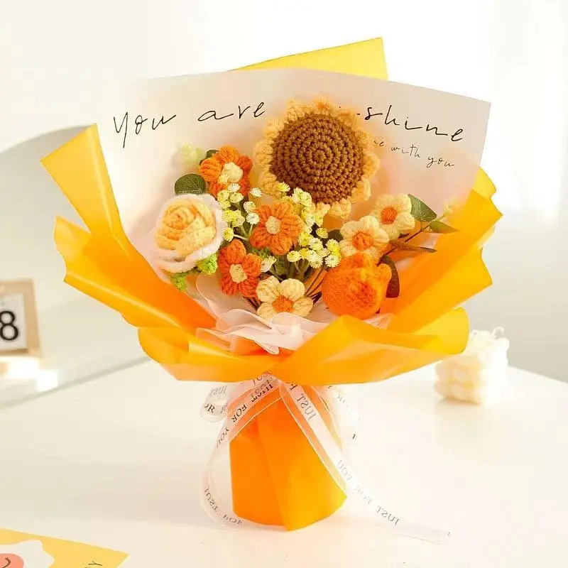 Hand-woven tulip bouquets, hand-woven artificial bouquets are suitable for Valentine's Day, Mother's Day, graduation season, wedding party gifts, home decoration, durable artificial flowers, artificial rose bouquet, Artificial Sunflower