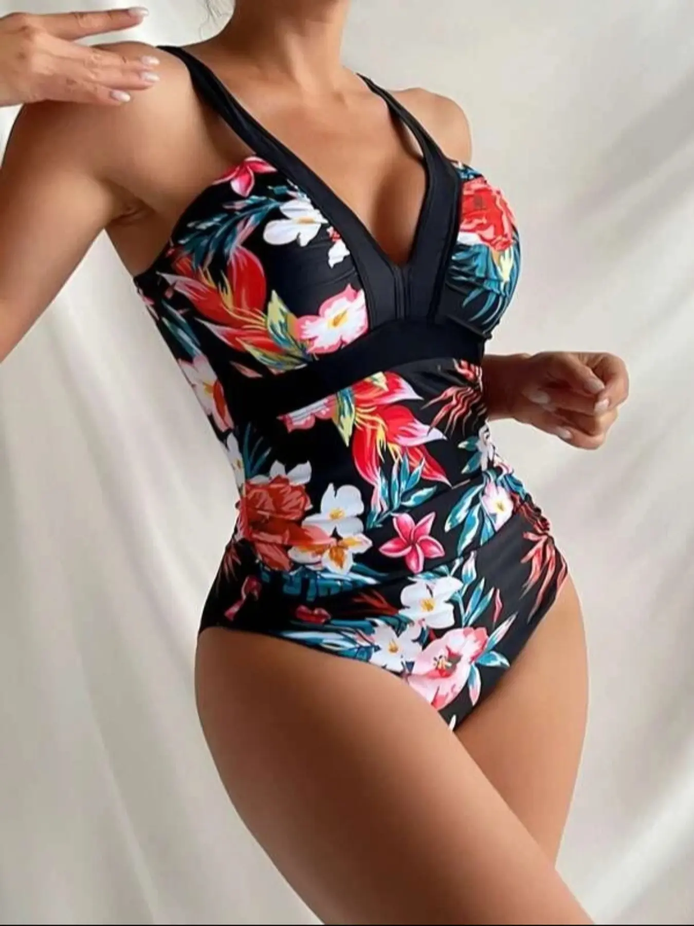 Women's Tummy Control One-Piece Triangle Swimsuit, Push-Up Swimwear, Full Coverage Bathing Suit, Beach Pool Swimsuit, Metallic Forging Ring Design, Tummy Control Swimsuits, Summer Shaper Swimsuit