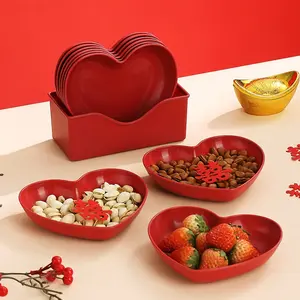 6pcs Heart-Shaped Plastic Serving Dishes Set, Dishwasher Safe Tableware, Love Theme Fruit Snack Candy Party Plates, Perfect for Valentine's Day Weddings Parties Special Occasions