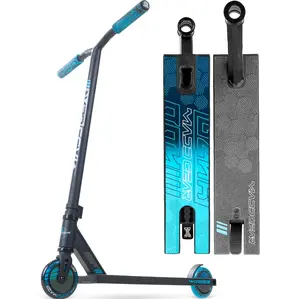 Madd Gear MG3 Zen Pro Scooter - Black / Blue Madd Gear MG3 Zen Pro Scooter - Black / Blue