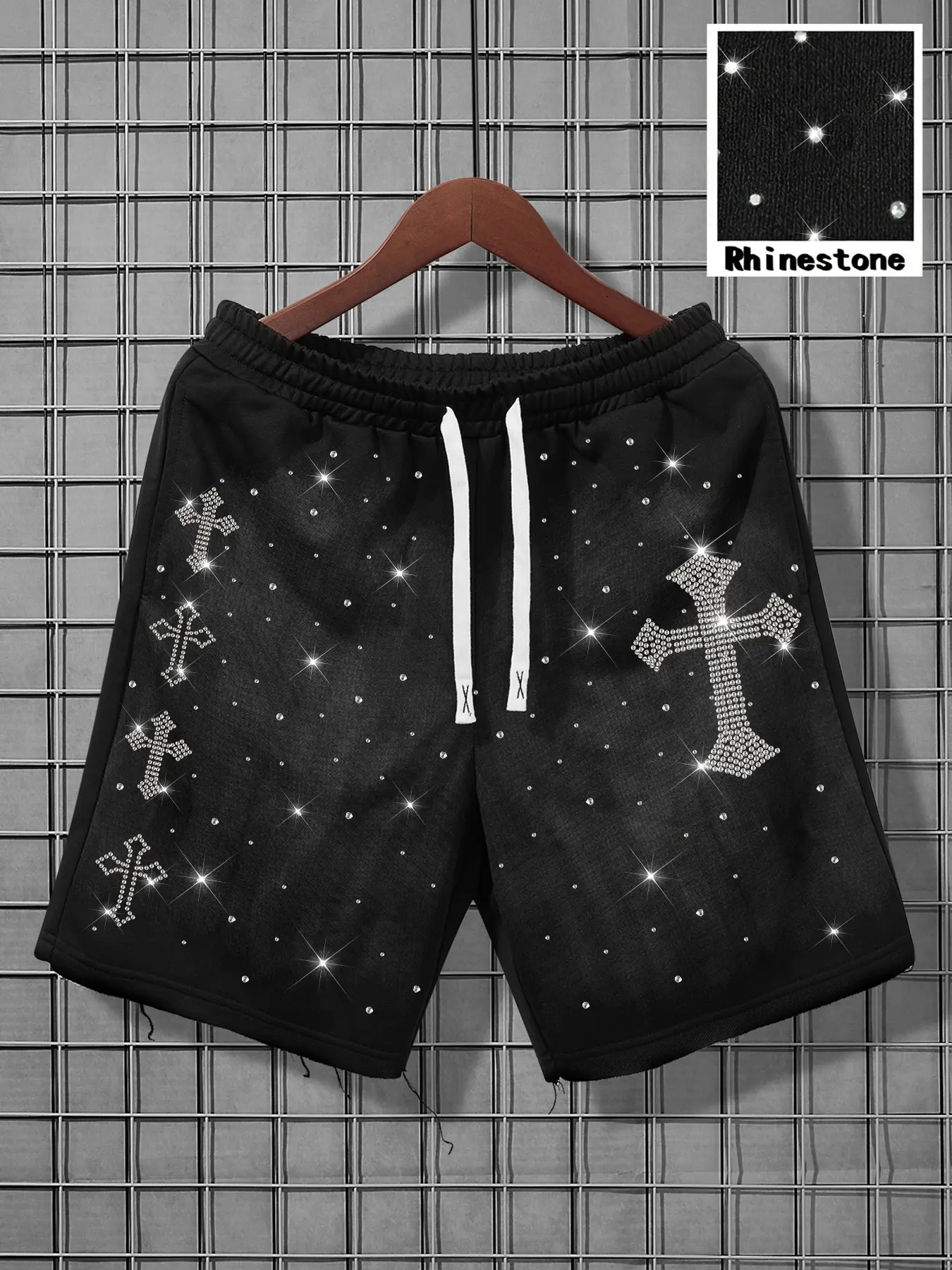 Men's Casual Trendy Shorts, Casual Summer Bottoms, Graphic Print Shorts, Diamond Embellished, Slim Fit Design, Perfect for Leisure Wear, Fashionable and Comfortable