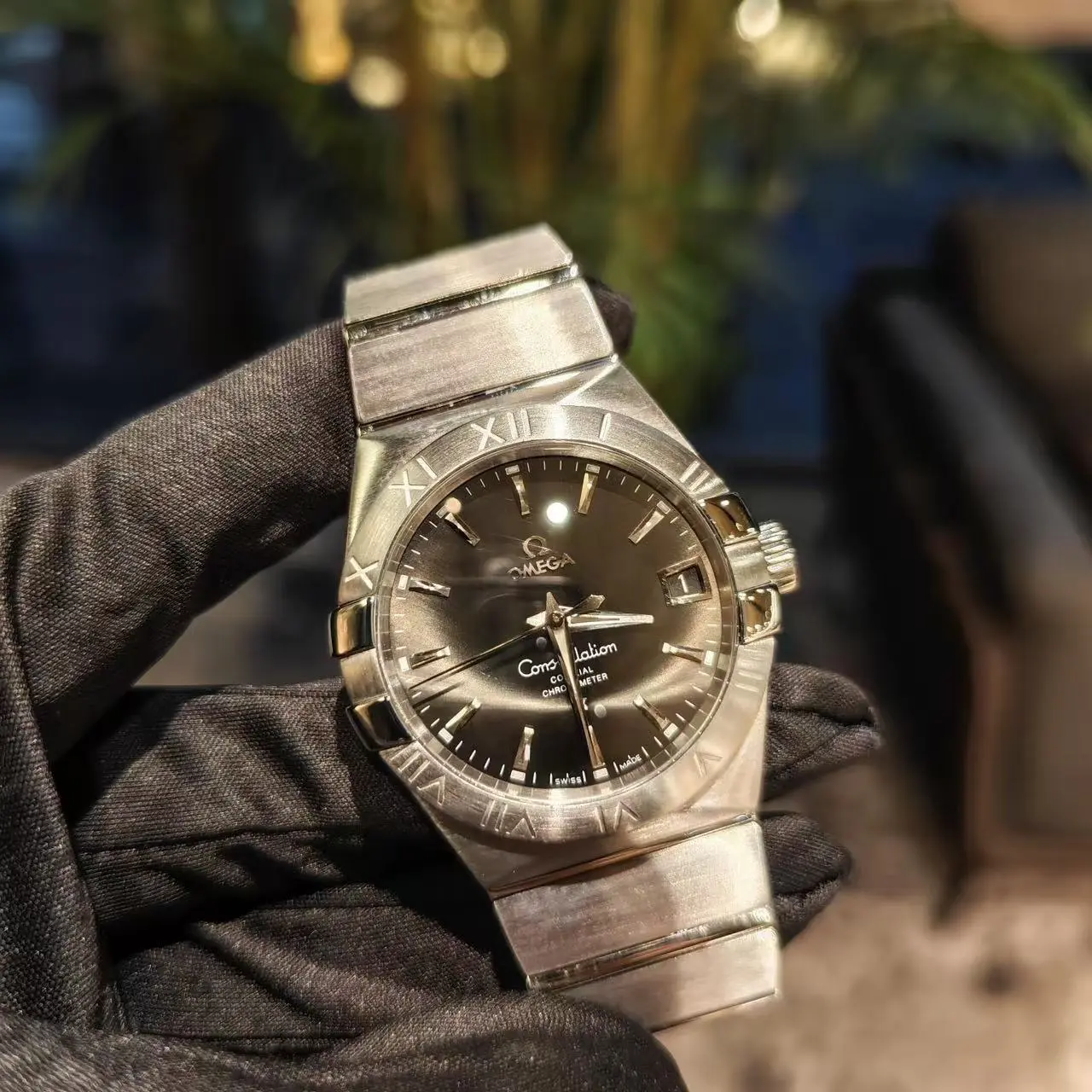 Pre-Owned Omega Constellation Quartz Watch - Stainless Steel, Round, Durable and Elegant Versatile Addition, Ref:123.10.38.21.06.001, Luxury