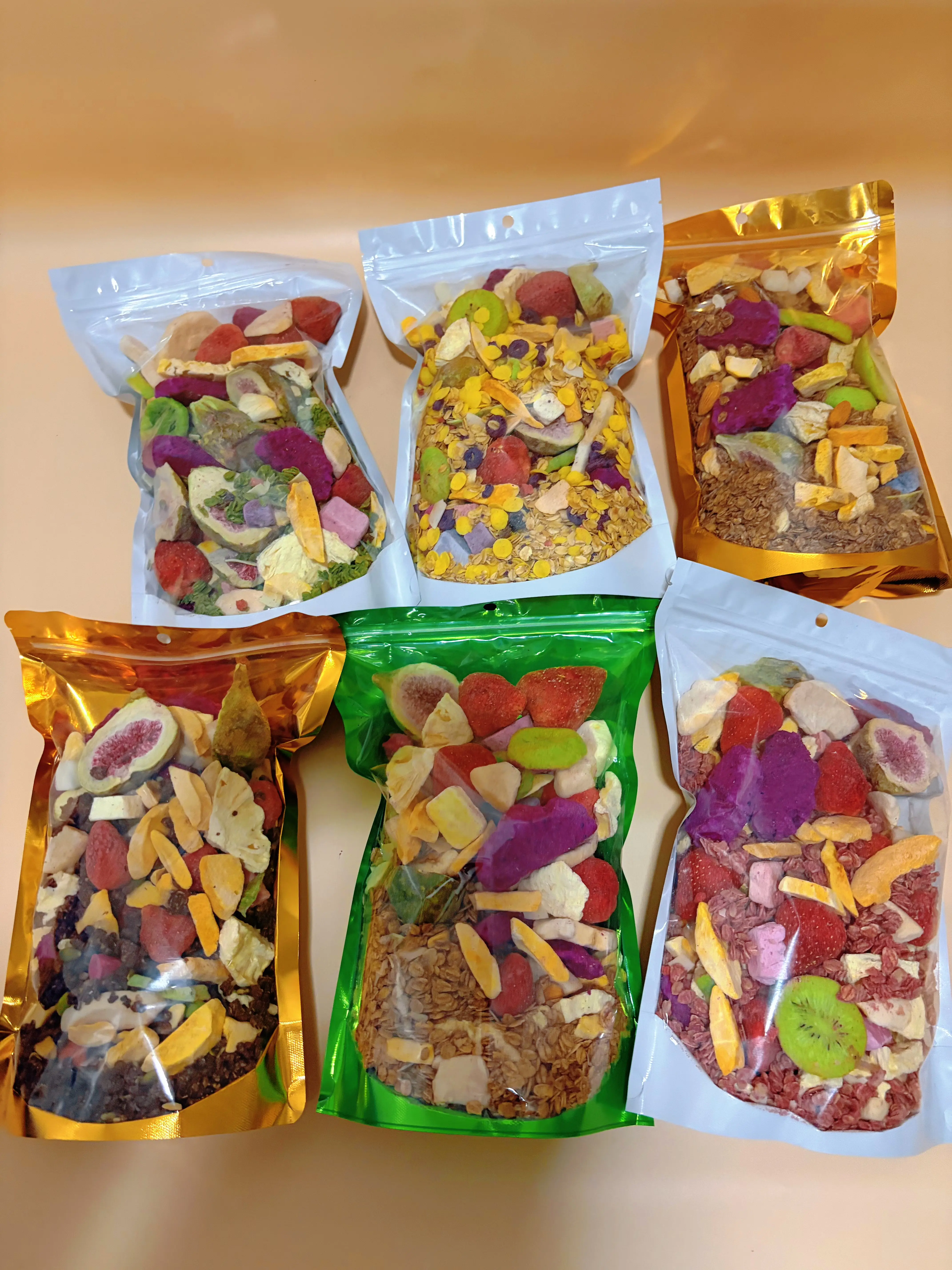 6 Variety Packs Delicious Granola with Crunchy Freeze-Dried Fruits-12 kinds of Fruits, Chocolate Matcha Cacao Rose Cinnamon -dried fruits  (Strawberry  Fig  Mango  Apple  Banana  Peach  Pineapple Cranberry  Blueberry & more)  ️ Crunchy granola clusters