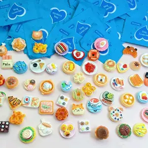 Mini Food Random Packaging Toy House Accessories Party Gift Set, Resin Food DIY Toys, Pretend Cooking Game, Mini Kitchen Play, Miniature Cooking Set, Christmas Gift