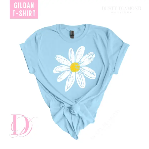 DISTRESSED DAISY Gildan T-Shirt