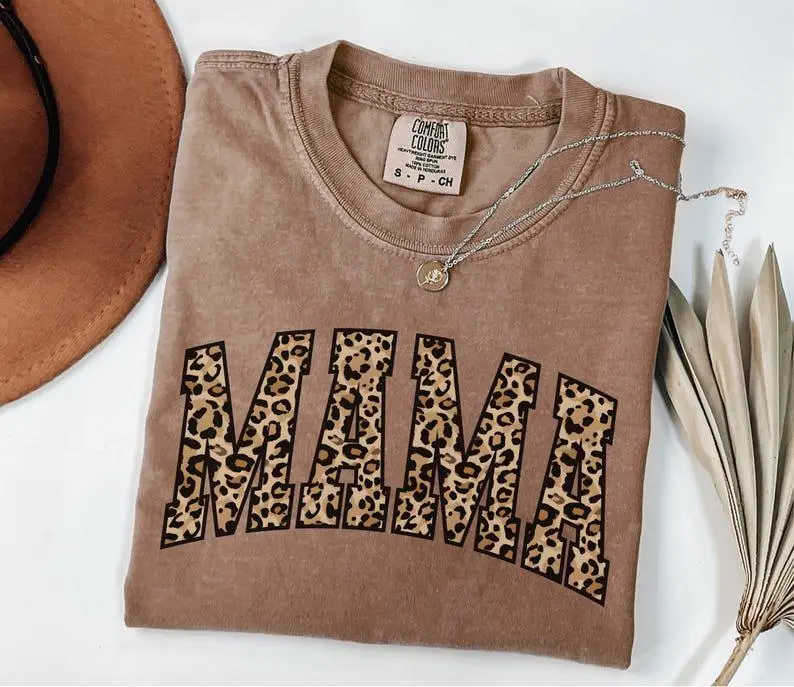 Comfort Colors Leopard Print Mama Shirt, Retro Cheetah Mama Tee for Women, Vintage Varsity Mom T-Shirt, Cute Mother’s Day Gift, New Mom Outfit, Cozy Graphic Mama Top - AL
