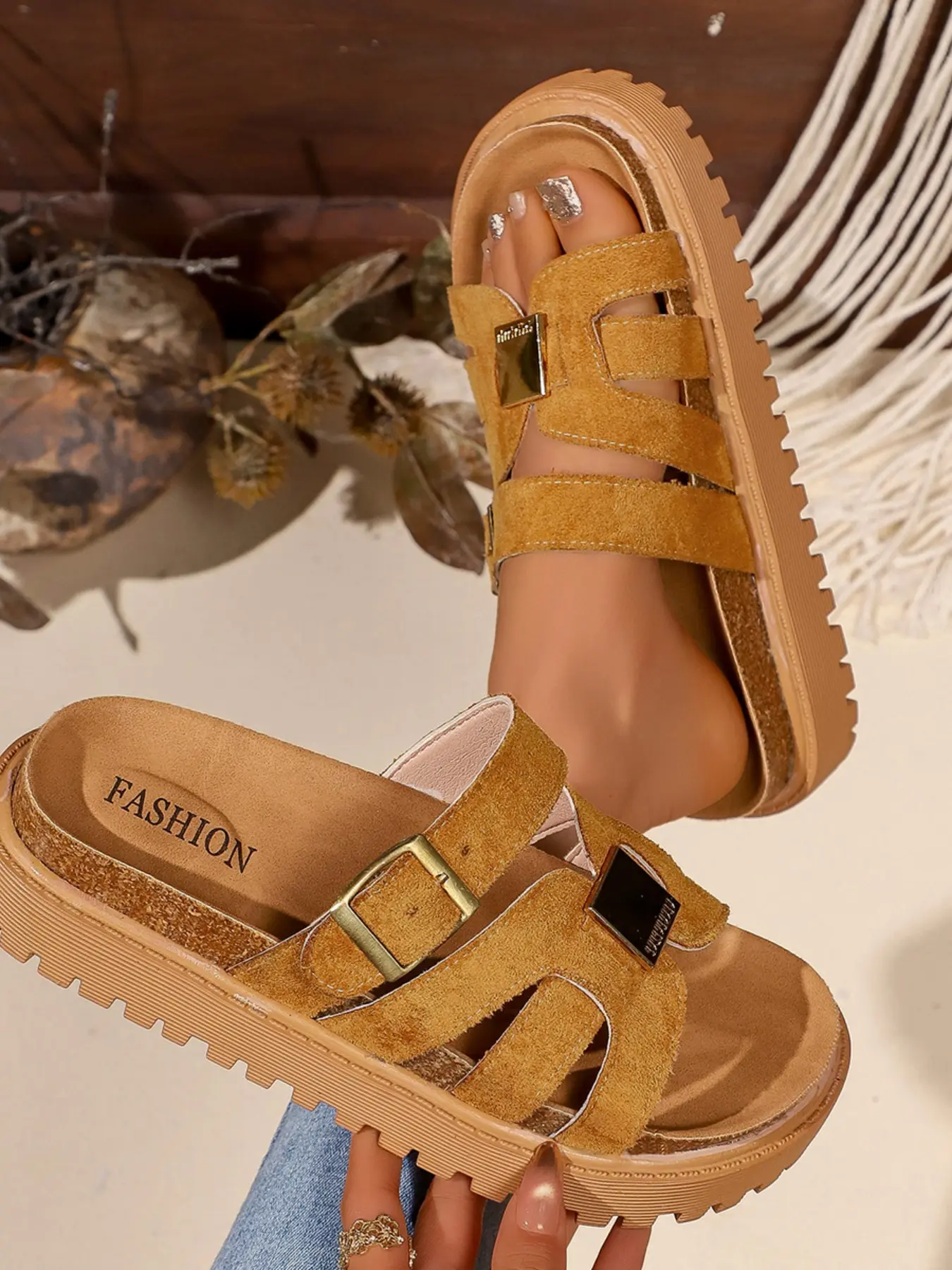 Women's  Suede Platform Sandals - Chunky Sole Slide Sandals with Buckle Straps, Casual Open Toe Summer Shoes, Comfortable Walking Mules