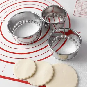 3pcs/set Stainless Steel Cookie Cutter, Flower Shaped Cookie Cutters, Multi-use Cookies Baking Mold For Home Use, Baking Tools