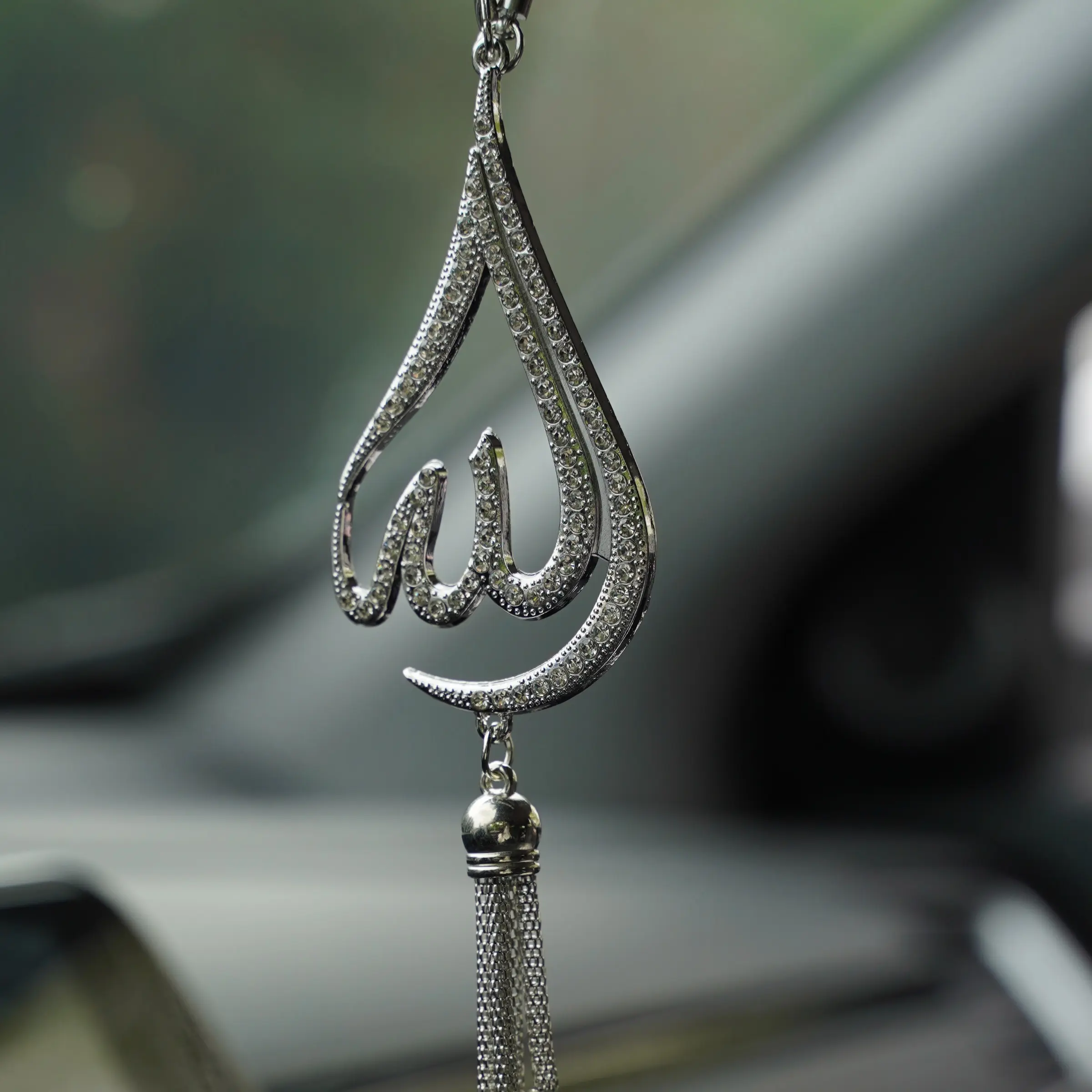 Allah's Name Water Drop Alloy Car Mirror Rearview Hanging Ornament, Arabic Style Muslim Daily Use, Islamic Unique Pattern Gift, Car Hanging Decoration, Car Accessories, Car Decorations, Car Ornaments
