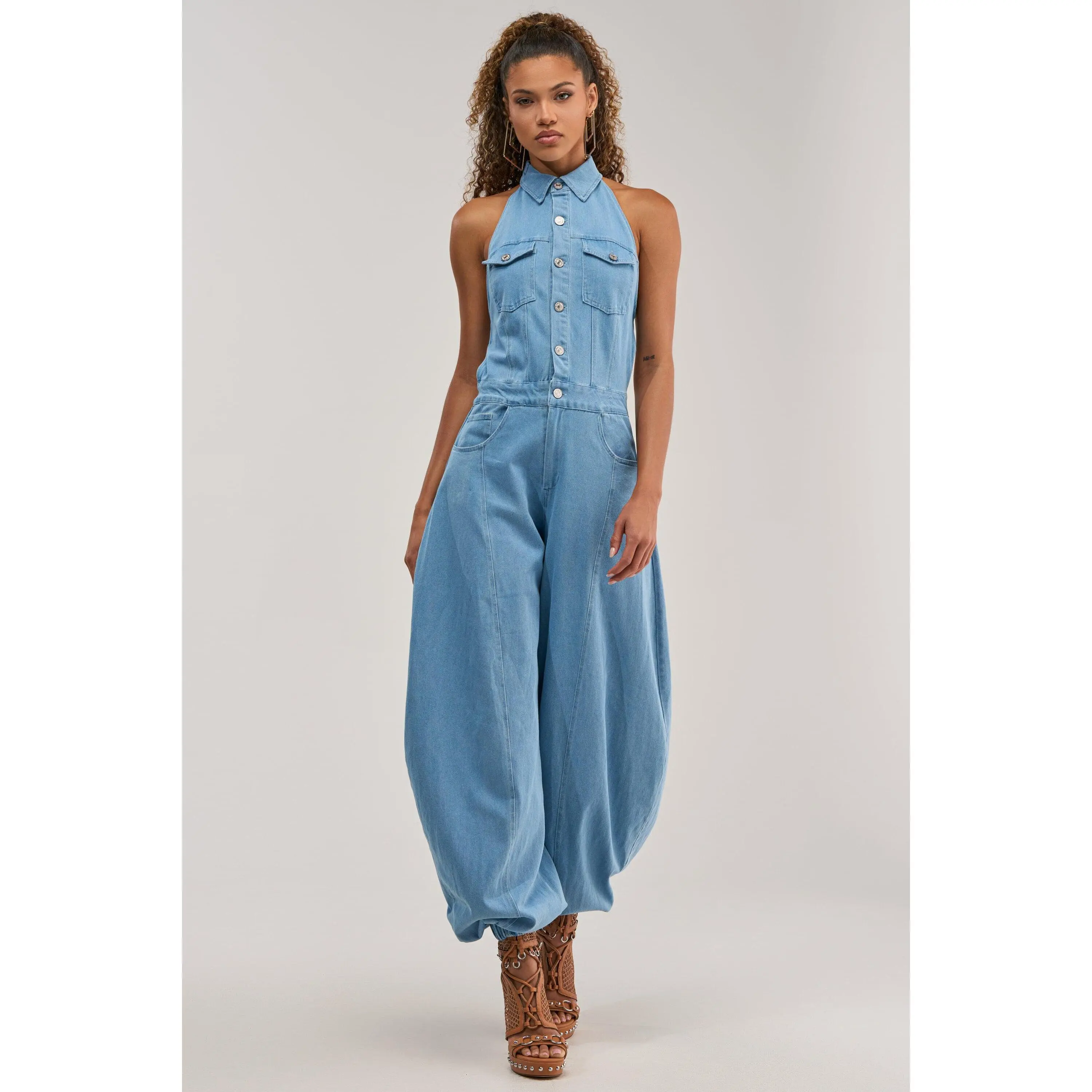 JETSETTER JUMPSUIT IN LIGHT BLUE DENIM