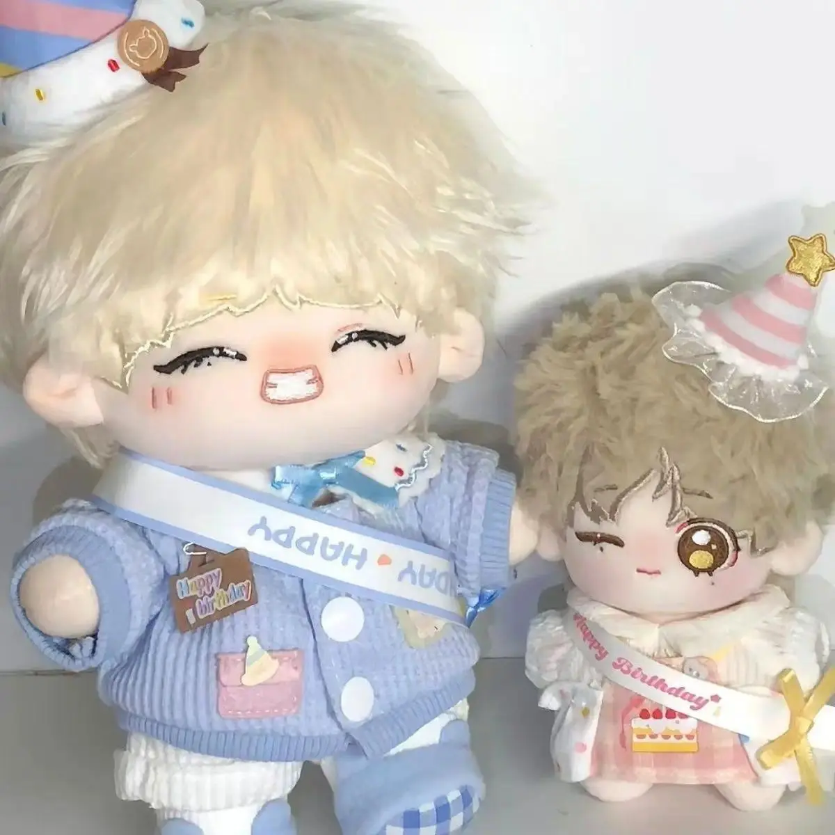 Stuffed 20cm Game Handsome Boy Band  Kim Tae-hyung Cosplay Plush With Skeleton Doll Toys for Fan Collection or Kids Gift