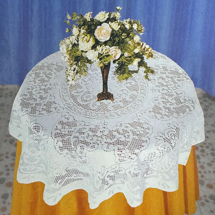 1-Piece Lace Art Embroidery Bouquet White Woven Round Tablecloth - Stylish Dining Space Accessory, Lightweight, Foldable, Dust-Proof, Durable Kitchen Linen Household Textile