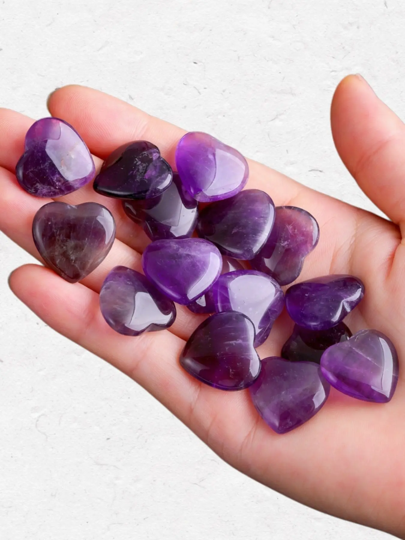 20 Natural Amethyst Heart Shaped Stones, Natural Crystal Pieces, 0.78 Inch Spiritual Love Meditation Feng Shui Cluster, Home Decor Energy Enhancer