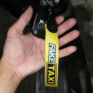 Creative FAKE TAXI Letter Pattern Keychain for Summer, Anti-lost Wristband Keychain for Car Kry, Cool Car Accessories for Men, Car Key Decor, Keychain Parking Key, Keychain Set, Keychain For Bags