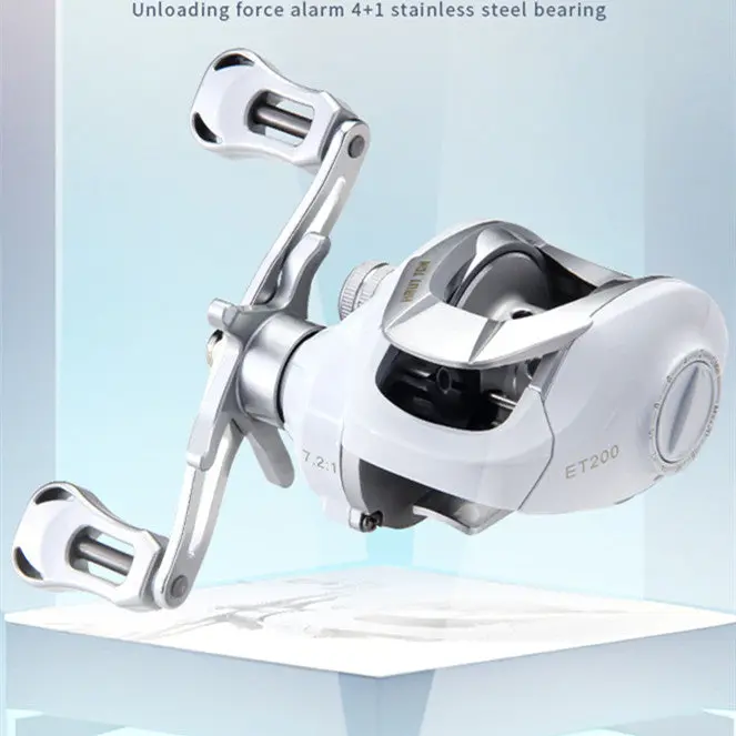 MICRO WHITE BAITCASTER