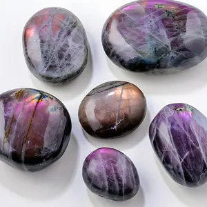 [Purple Flash] Labradorite Palm Stone, Natural Labradorite Stone for Meditation, Large Size Reiki Crystal for Intuition and Healing, Pocket Stone, Tumbled Stones
