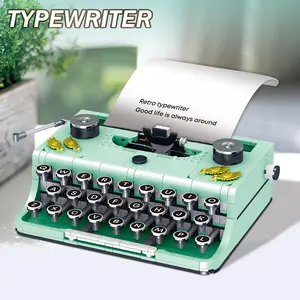 Vintage Typewriter Design Building Blocks Toy Building Kit, 820pcs/box Creative Retro Typewriter Model Toy, Best Nostalgic Gift for Kids & Adults