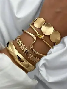 5pcs Vintage Exaggerated Luxury Geometric Design Chunky Jewelry Wide Metal Gold Bangle Set, Suitable For Everyday Wear And Gifting