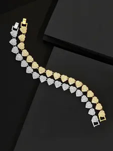 Heart shaped zircon sparkling bracelet, tennis bracelet, hip-hop luxurious and fashionable buckle bracelet, Jewelry Design, suitable for daily wear, vacation and dating occasions, and also a surprising and exquisite small gift.