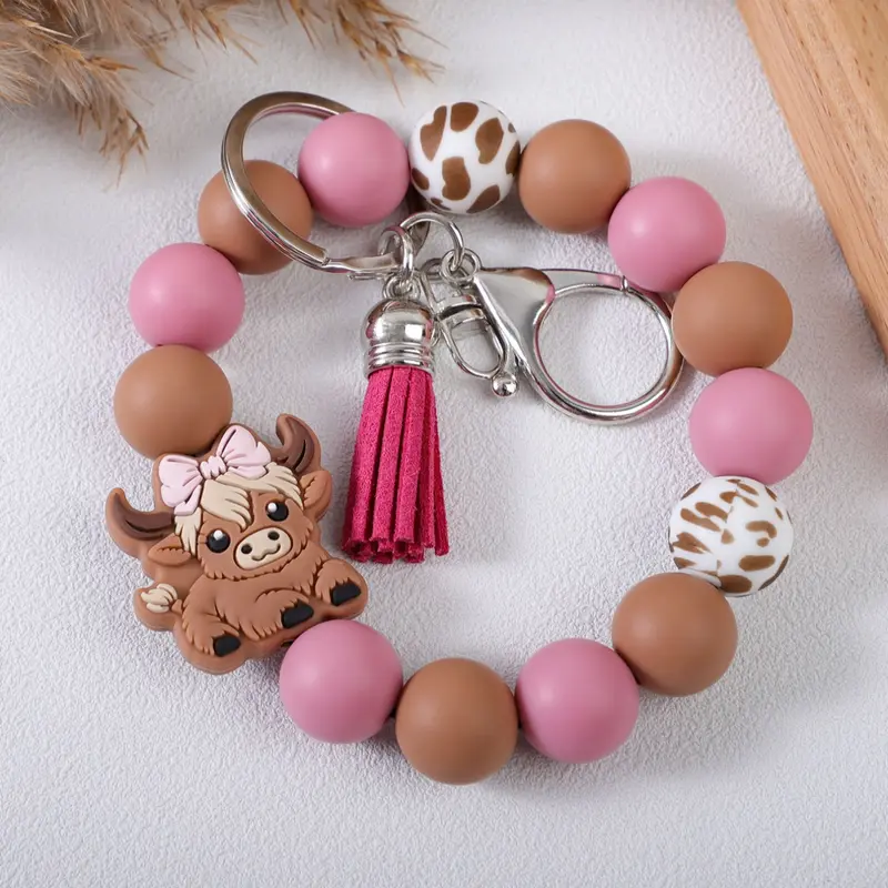 【Black Friday】Cute Farmhouse Beaded Wrist Keychain, Multiple Colors Available, Highland Cow Design, Perfect Gift for Friends & Family