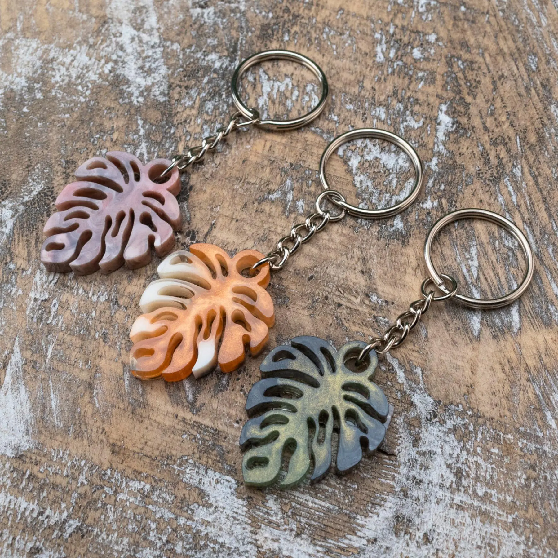 Down To Earth Monstera Leaf Resin Keychain - Handcrafted Tropical Vibes Keychain in Unique Colors for Keys Bag or Backpack