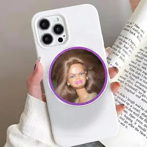Disgusted Doll Face Phone Grip, Funny Y2K Meme Pop Grip, Retro MagSafe Holder, Trendy Acrylic Phone Accessory