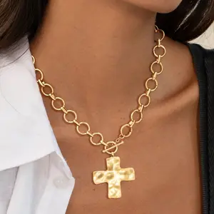 Gold Chunky Cross Necklace for Women Statement Cross Pendant Necklace Layered Hammered Bold Cross Necklace Vintage Toggle Clasp Easter Necklace Jewelry Fashionable Accessories
