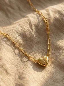 1 Pc Love Magnetic Heart Shaped Pendant Necklace 18K Gold Plated Stainless Steel Necklace Women's Necklace Hypoallergenic Elegant Jewelry Valentine's Day Jewelry