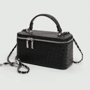 2026 Solid Color Embossed Woven Plaid Handbag,  Fashion PU Quilted Diamond Stitching Crossbody Bag Box Bag Stylish & Versatile Zipper Small Square Bag Women's Shoulder Bag with Chain Strap Adjustable Copper Ball Hardware Work Bag