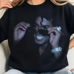 Michael Jackson King of Pop Graphic Tee, MJ King of Pop Music T-Shirt, a Perfect Gift for Fans 7SV 6VT