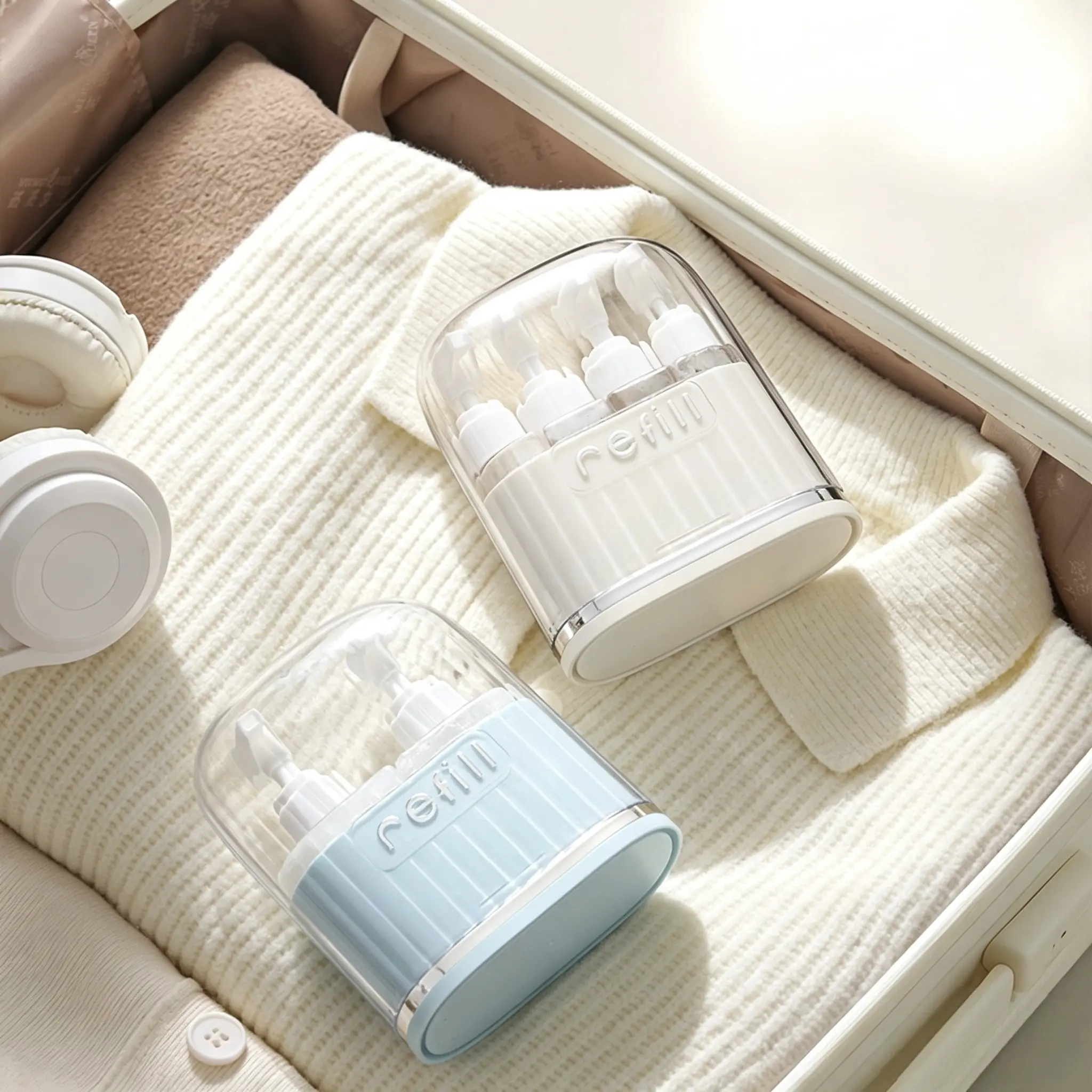 Travel Refillable Pump Bottle Set 40ml/80ml Leak Proof Cosmetic Dispenser TSA Airplane Approved Portable Travel Toiletry Bottles For Shampoo Lotion Body Wash Cleanser With Protective Cover & Label Stickers Travel Business Trip Accessories