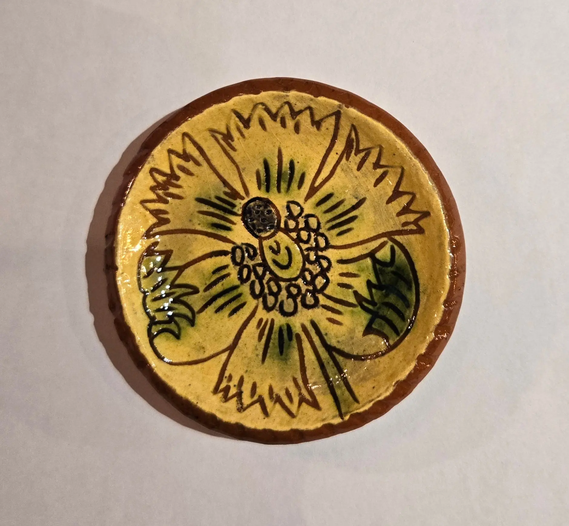 Sgraffito 2 1/2" Pottery Plate - Unique Design with Textured Finish