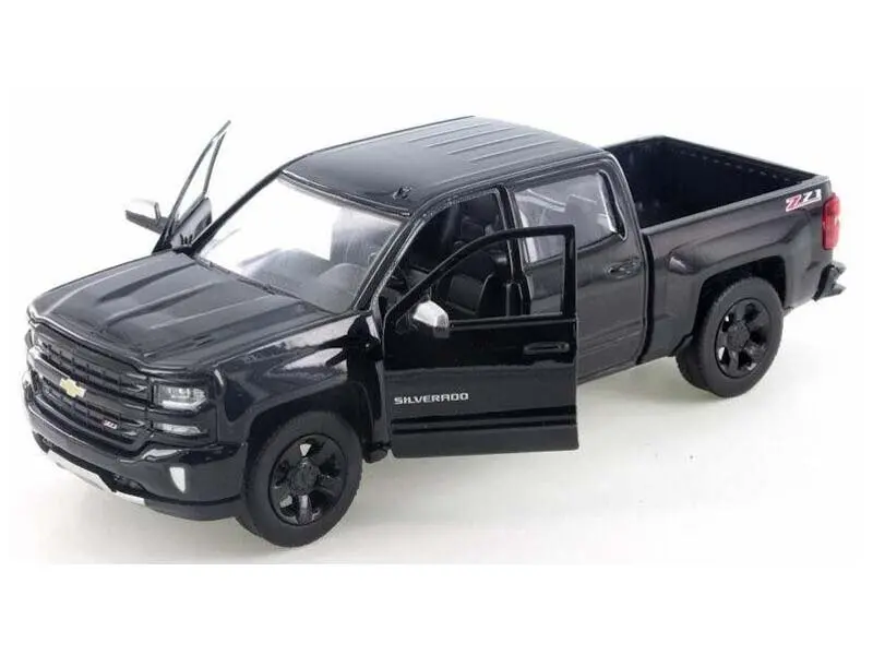 Motormax Diecast Car Model - 2017 Chevrolet Silverado 1500 LT Z71 Crew Cab, Black, 1/24 Scale Match, New-Box Ready, Model Cars, Item 79348BK, Choking Hazard Small Parts, Diecast Collectible