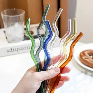 4/6 Reusable Colorful Glass Straws with Cleaning Brush, 20cm Long, Heat Resistant, Ideal for Ice Smoothies, Coffee, Juice, Parties, Weddings, Beaches
