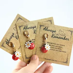 1pc/3pcs Charming Ladybug & Daisy Keychains With Inspirational Pocket Hug Cards, Decorative Metal Lobster Clasp Key Rings, Uplifting Keychain Pet Baby Gift, Perfect For Birthdays, Weddings, Christmas, Valentine's Day Gift