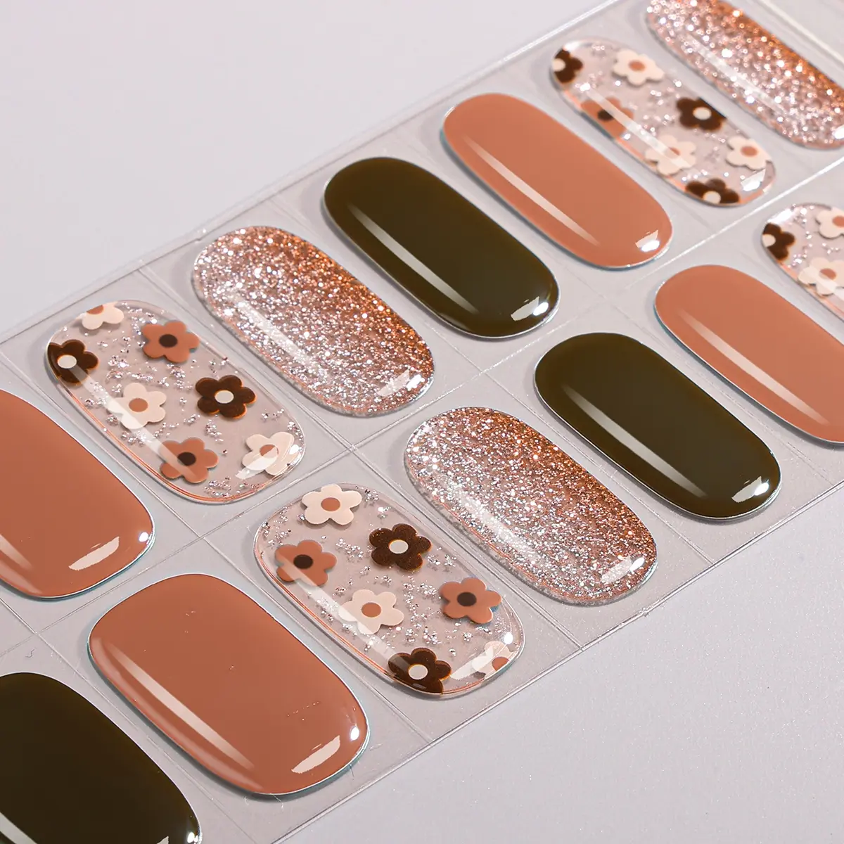16pcs Autumn Winter Gel Nail Strips, Shiny Flower Self-Adhesive Full Set, UV Lamp Required, Easy Apply & Remove, DIY Nail Art Kit, Nail Art Stickers, Nail Art Supplies, Flower Design Nails, Nail Designs