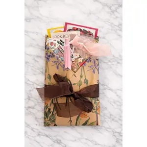 Blind Date with a Book – Wildflower Cozy Edition 🌼📚