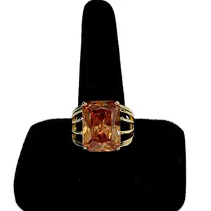 YadyFine Amber stone ring with 14k gold plating