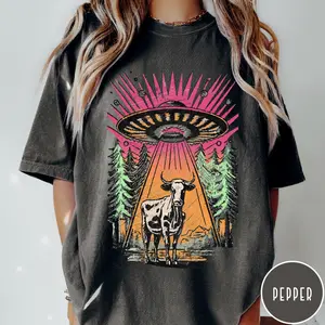 Ufo Cow Abduction Shirt Funny Vintage Retro Graphic Alien Tshirt Unisex Comfort Colors T Shirt Paranormal Oversized Aesthetic Ufo Tee