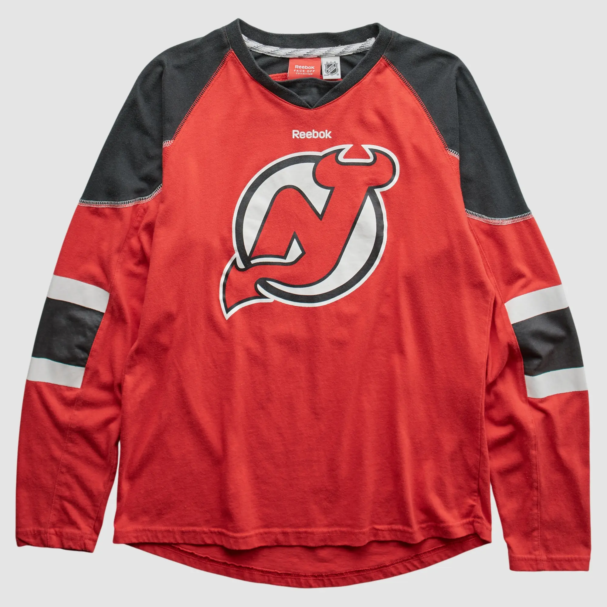 New Jersey Devils Reebok 2000s Pullover T-Shirt - Red - S